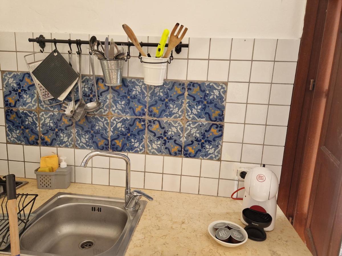 Casette Di Alex Con Terrazza Trapani Kültér fotó