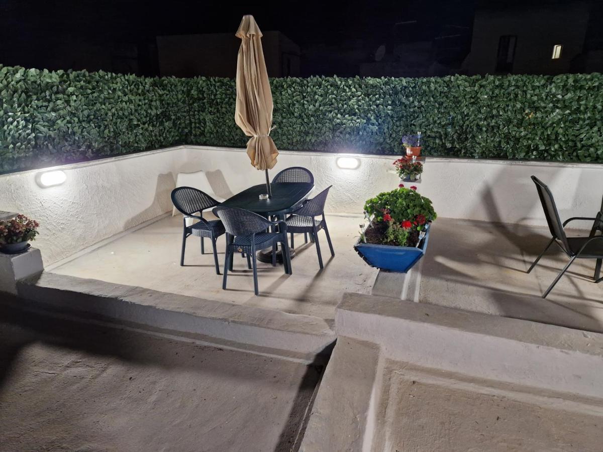 Casette Di Alex Con Terrazza Trapani Kültér fotó
